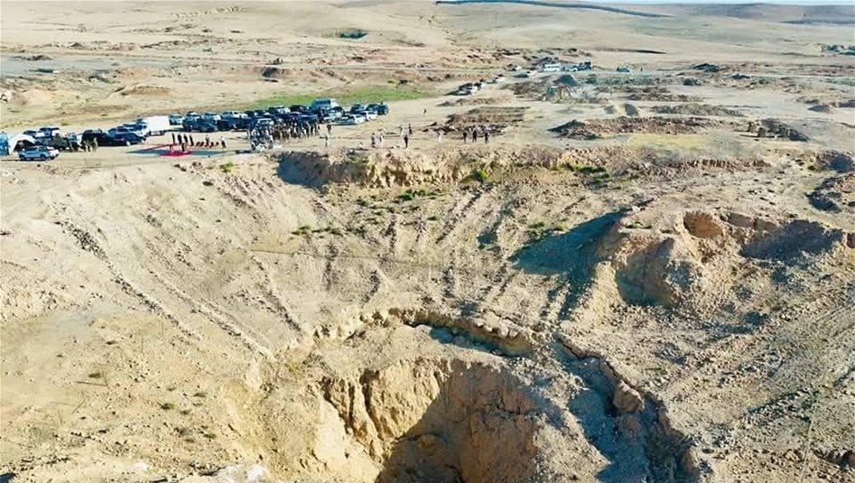 اكبر مقبرة جماعية في التاريخ.. العراق يبدأ فتح "بئر اسرار الموت" في الموصل (صور وفيديو)