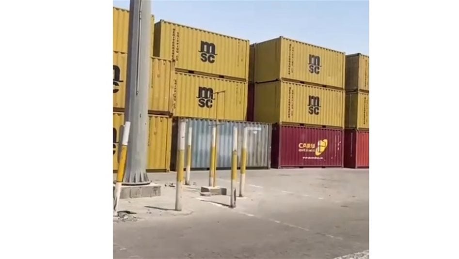 حيلة "مثيرة" في الموانئ: تكديس الحاويات وتأخير الشاحنات لجمع غرامات "مليارية"