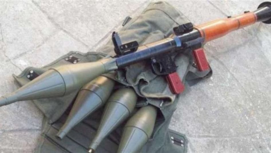  شاب يطلق قذيفة (RPG-7) احتفالًا بزفاف أخيه