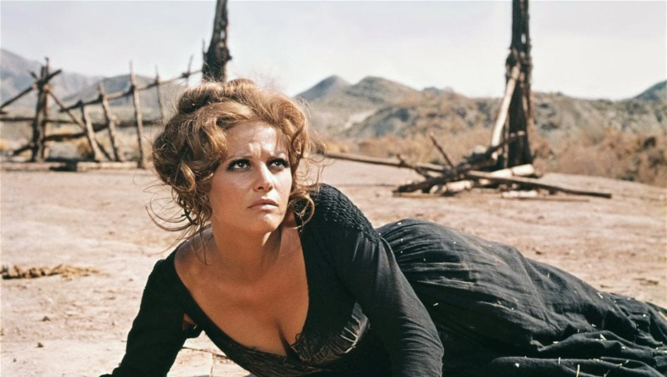 بعد رحيلها عن عمر الـ 87... كلوديا كاردينالي: أيقونة السينما العالمية ومحطات حياة مفعمة بالفن!