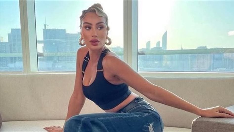 بالصور.. مايا دياب تستمتع بأجواء الجونة 