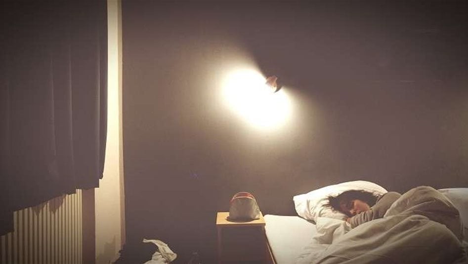 بسبب التعرض للضوء ليلاً قد تصاب بأمراض القلب الخطيرة