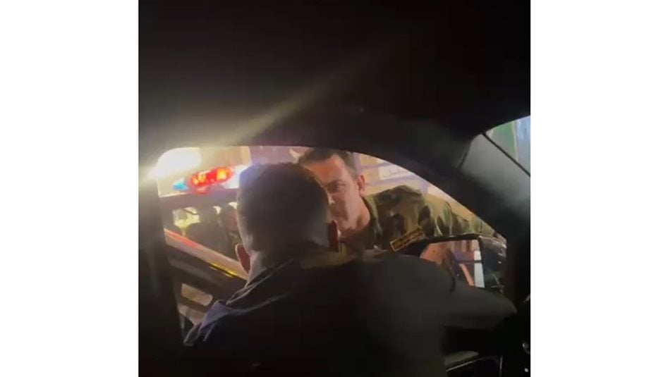 مكتب المشهداني يوضح ملابسات &quot;شجار موكبه مع عجلة&quot;: تاهو مظللة اخترقت الموكب