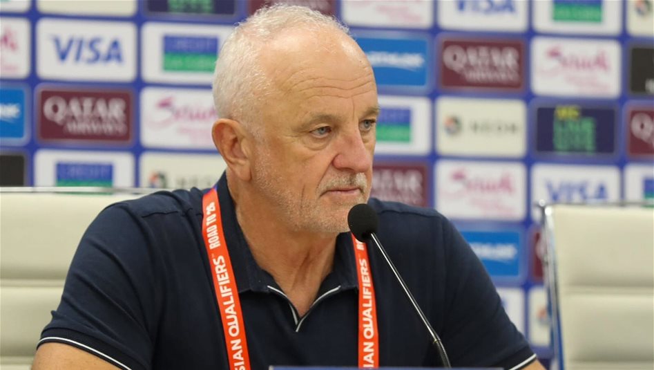 أرنولد: سنعمل بكل ما نستطيع للتأهل إلى المونديال.. واصلوا الايمان بنا 