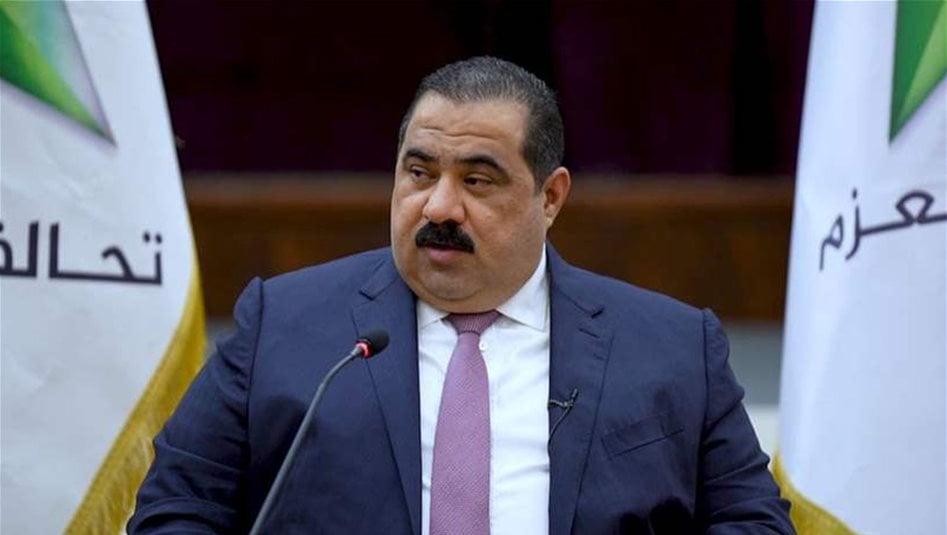 السامرائي بعد الادلاء بصوته: على العراقيين المشاركة الفعالة في الانتخابات لاختيار الأفضل والانسب