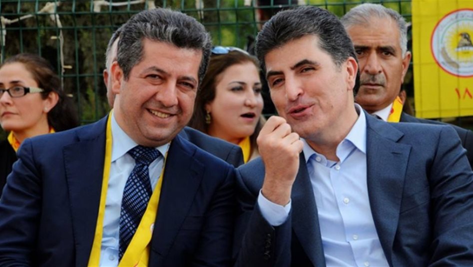 البارزانيان يدليان بصوتيهما (صور)