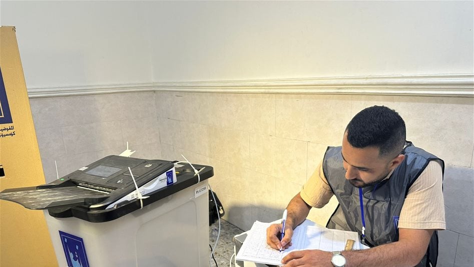 المفوضية تبدأ المطابقة اليدوية والإلكترونية لأوراق الاقتراع