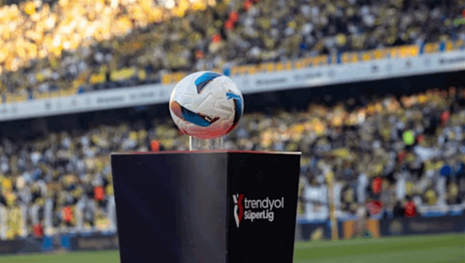 تركيا.. فضيحة &quot;مراهنات&quot; تتسبب بإيقاف 102 من لاعبي كرة القدم