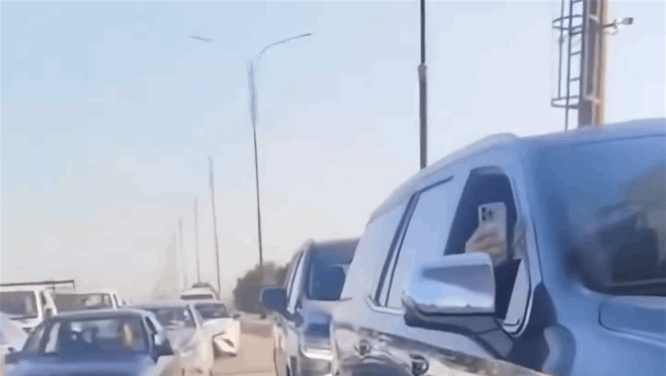 تفاصيل جديدة لرتل "التاهوات" الذي اخترق سيطرة بالأنبار.. تعود لأحد الفائزين بالانتخابات (فيديو)