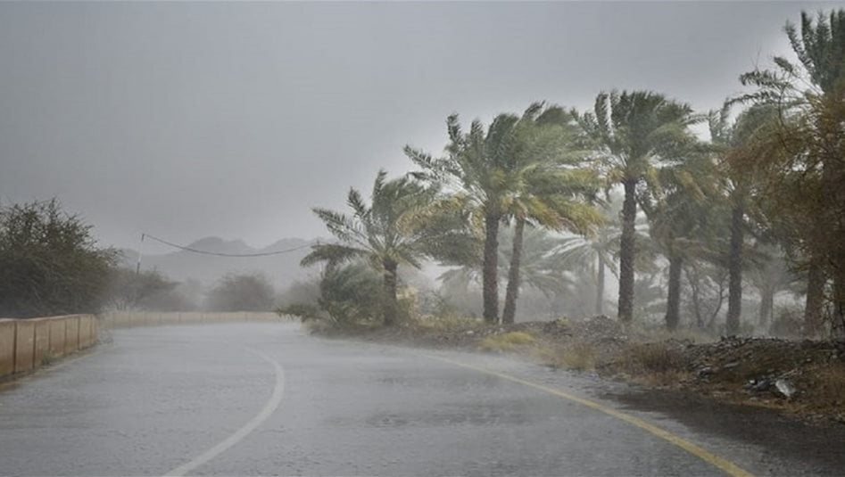 موسم "مدهش".. موجات مطرية غزيرة وثلوج وسيول في العراق خلال يومين