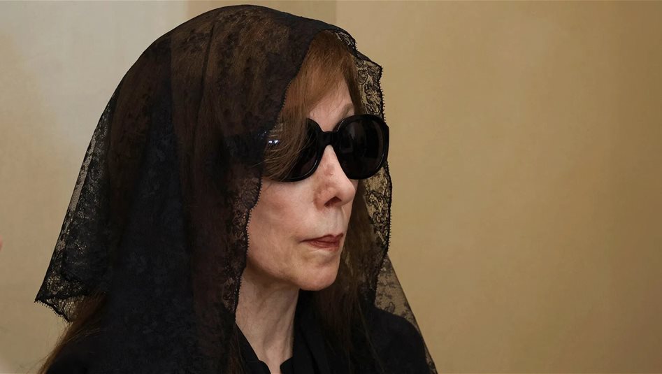 هل فقدت فيروز أموالها وباعت منزلها؟