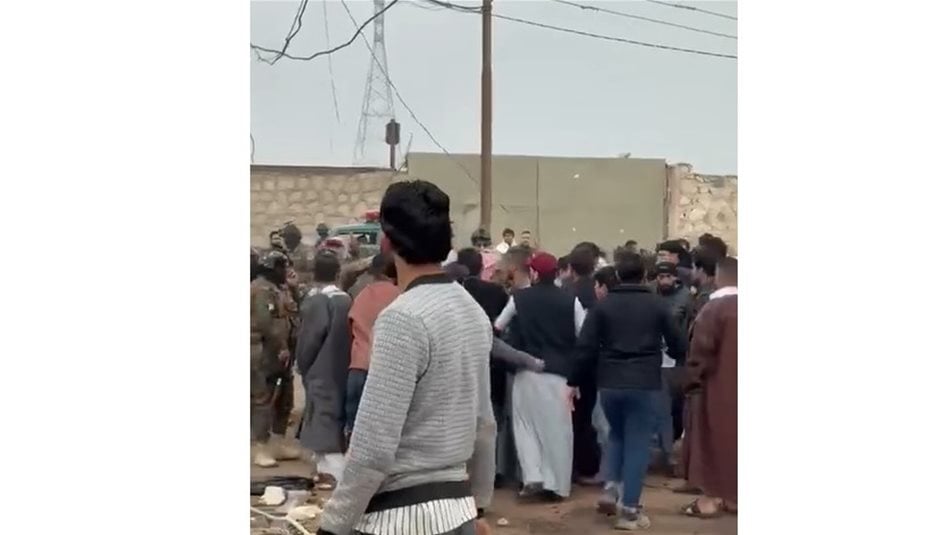 إزالة تجاوزات طريق "يا علي" مستمرة منذ شهر.. مشاهد وتوترات جديدة (فيديو)