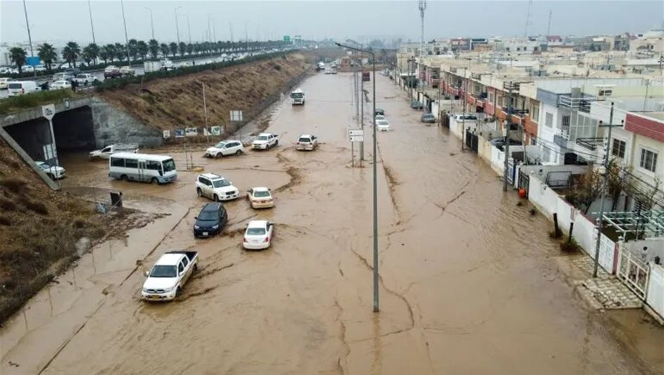 سيول جبال مكحول تقطع طريق بغداد – الموصل (فيديو)