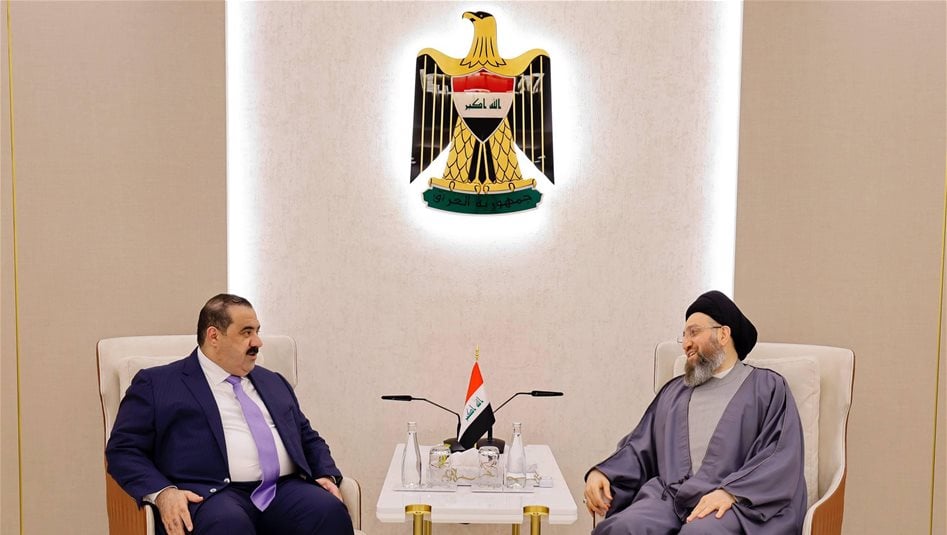 السامرائي والسيد الحكيم يؤكدان ضرورة الالتزام بالتوقيتات الدستورية وحسم اختيار الرؤساء الثلاث