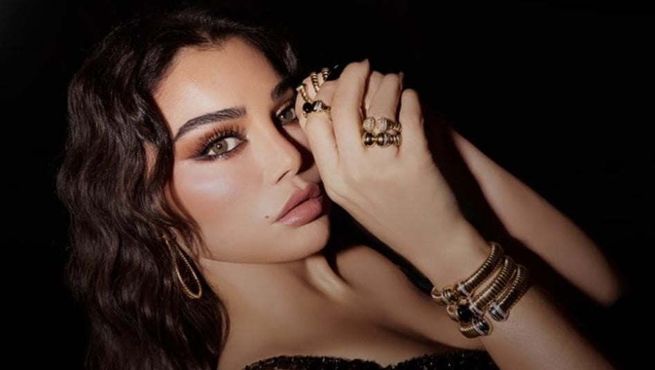 بين القوة والجرأة:هيفاء وهبي تُحدث ضجة بكليب «Super Woman» 