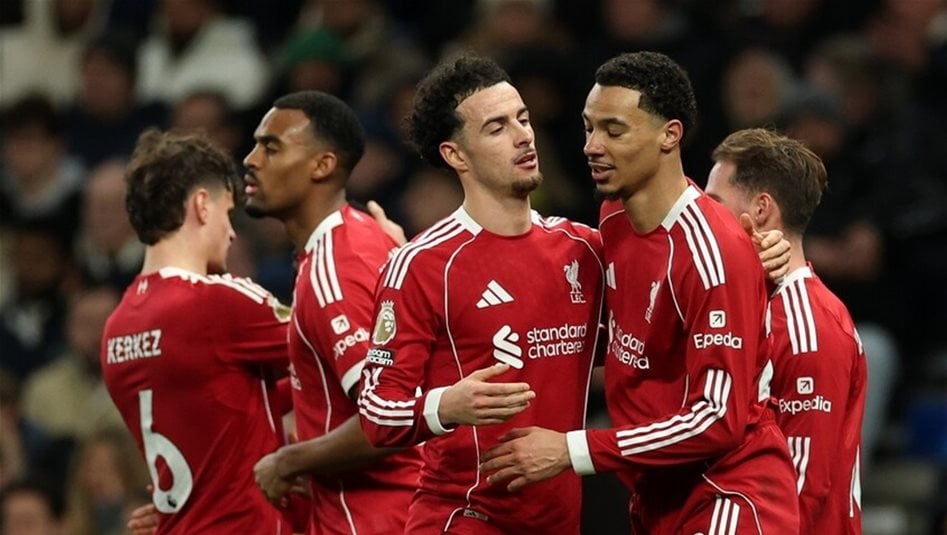 ليفربول يهزم توتنهام في عقر داره 