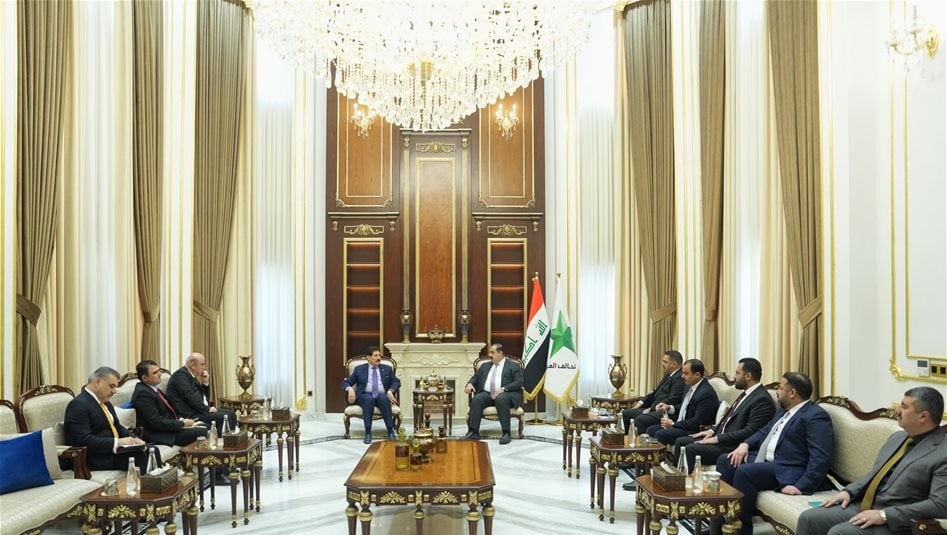 السامرائي يستقبل وفد الديمقراطي الكردستاني ويؤكد أهمية الالتزام بالتوقيتات الدستورية 