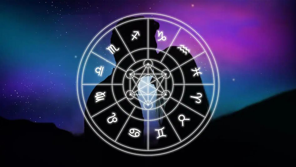 أجواء واعدة وتقلبات عاطفية مؤقتة.. توقعات الأبراج ليوم 25 كانون الأول 