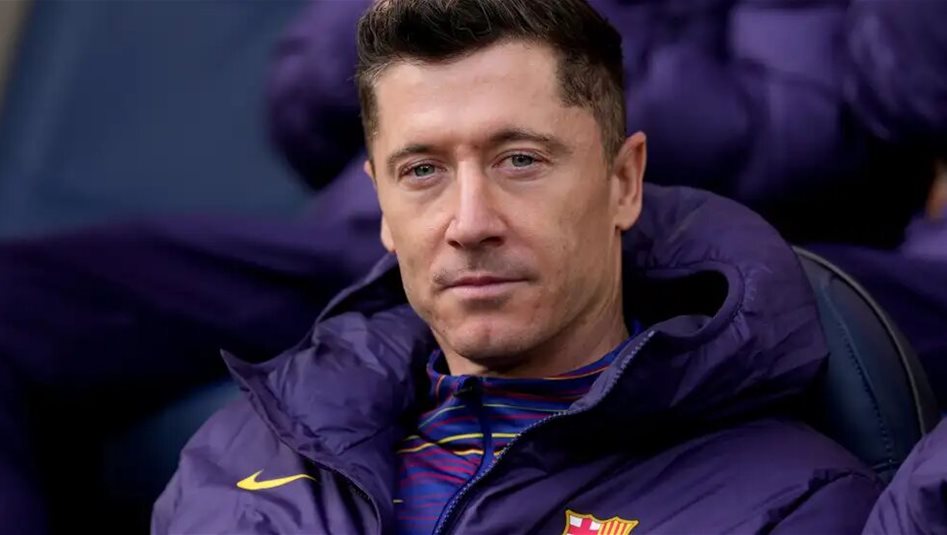 اجتماع يمهد انتقال ليفاندوفسكي لدوري روشن السعودي 