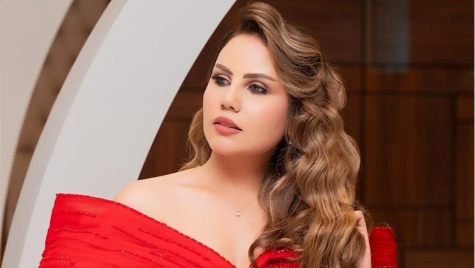 فنانة عراقية تعلن اعتزالها الفن