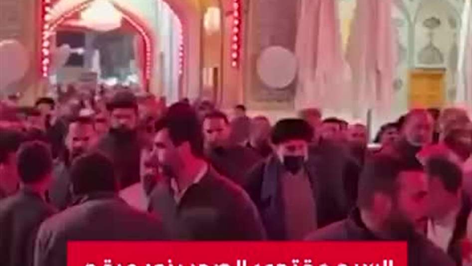 السيد مقتدى الصدر يزور مرقد الإمام علي (عليه السلام) في النجف