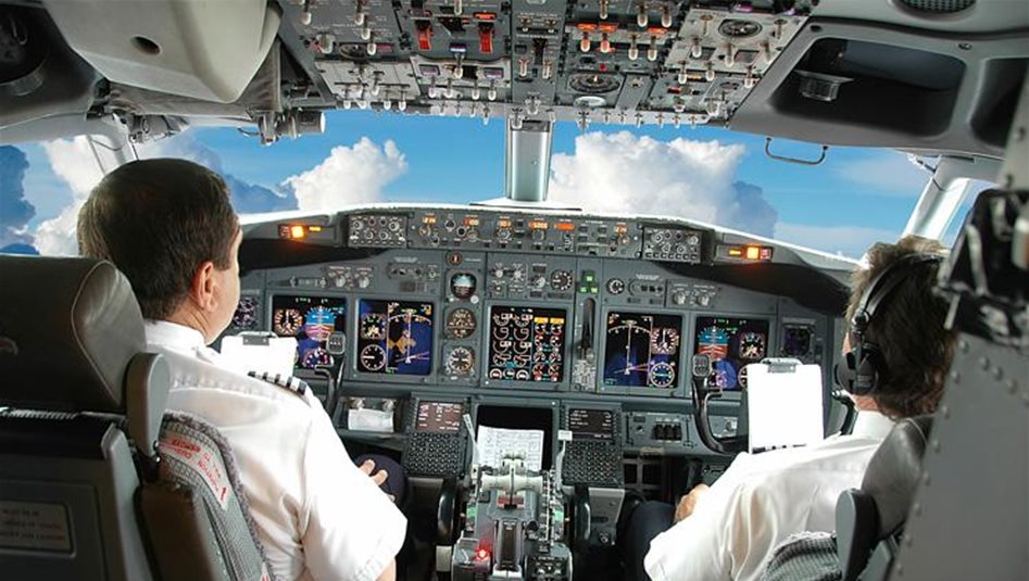 أجور الطيارين بين الواقع والخيال