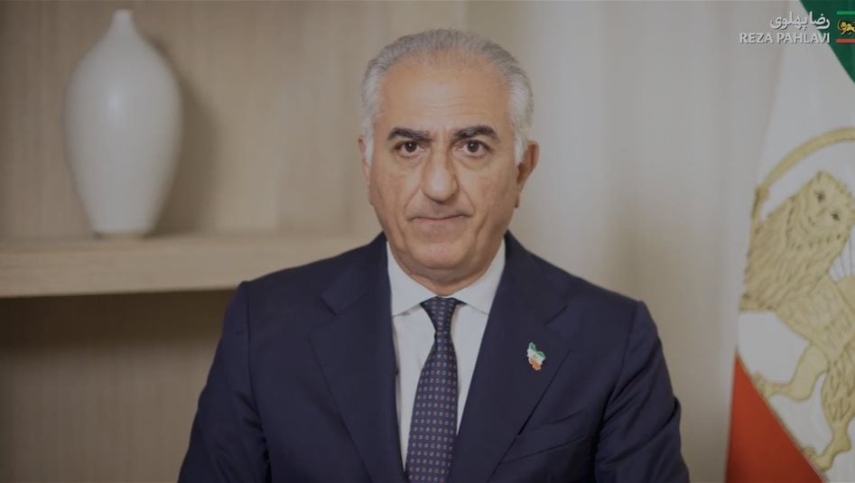 متحدثا عن "سقوط النظام".. نجل الشاه بهلوي يوجه رسالة "الفرصة الأخيرة" للقوات المسلحة الإيرانية
