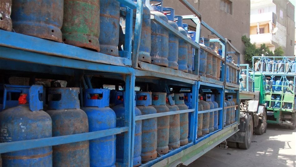 "شح مفتعل".. النفط تتحرك لنقل غاز الطبخ لبغداد والمحافظات