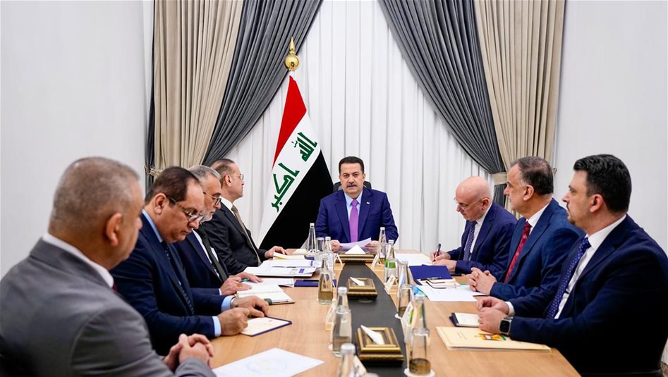 اجتماع حكومي لمناقشة إدخال مشاريع الحلول السريعة والذكية لتوفير الطاقة الكهربائية 