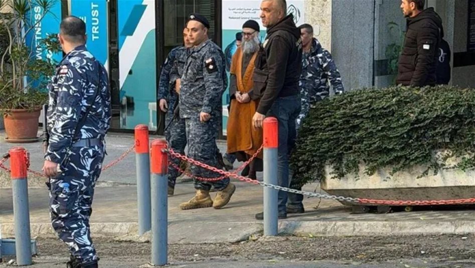 فضل شاكر وأحمد الأسير وجهاً لوجه في محكمة الجنايات اللبنانية.. ما النتيجة؟