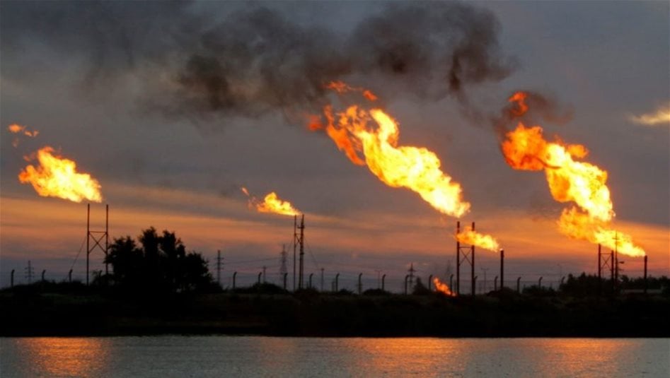 وسط مخاوف الإمدادات من إيران وروسيا.. النفط يحقق مكاسب أسبوعية 4% 