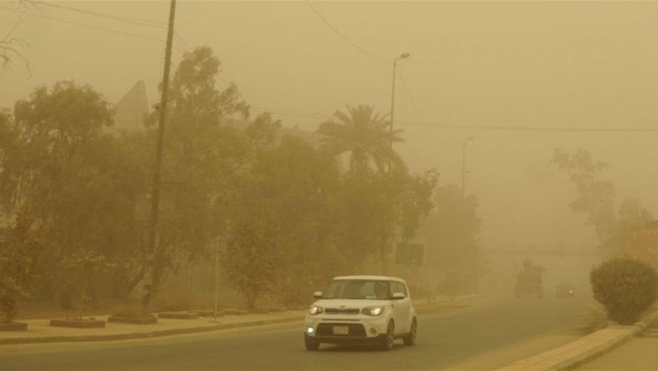 رياح محملة بالغبار تغادر الانبار وتداهم وسط وجنوب العراق