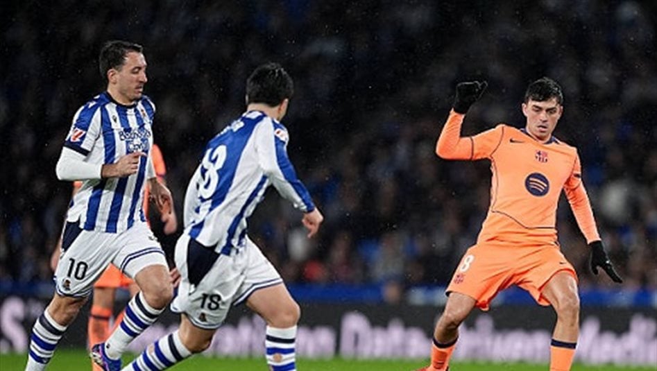 برشلونة يسقط أمام مستضيفه ريال سوسيداد 