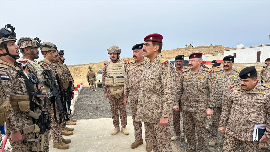 يار الله عند الحدود السورية لمتابعة الاستعدادات الأمنية (صور) 