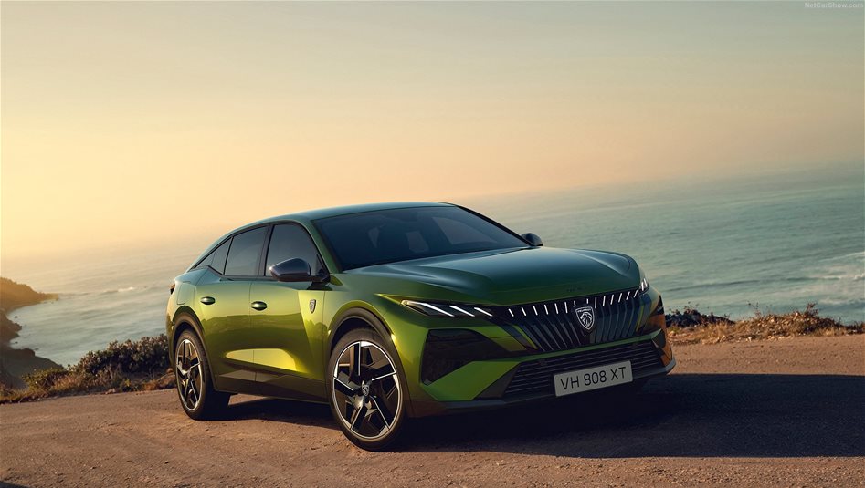 بيجو 408 الجديدة: تصميم جريء وطموح أكبر من الواقع