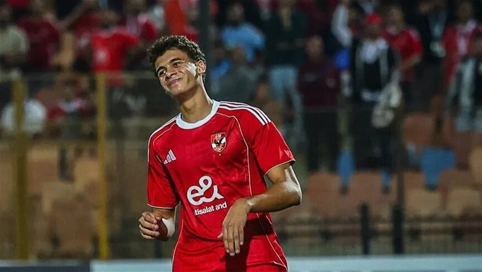 نجم عربي يصل برشلونة لانضمامه للنادي الكاتالوني