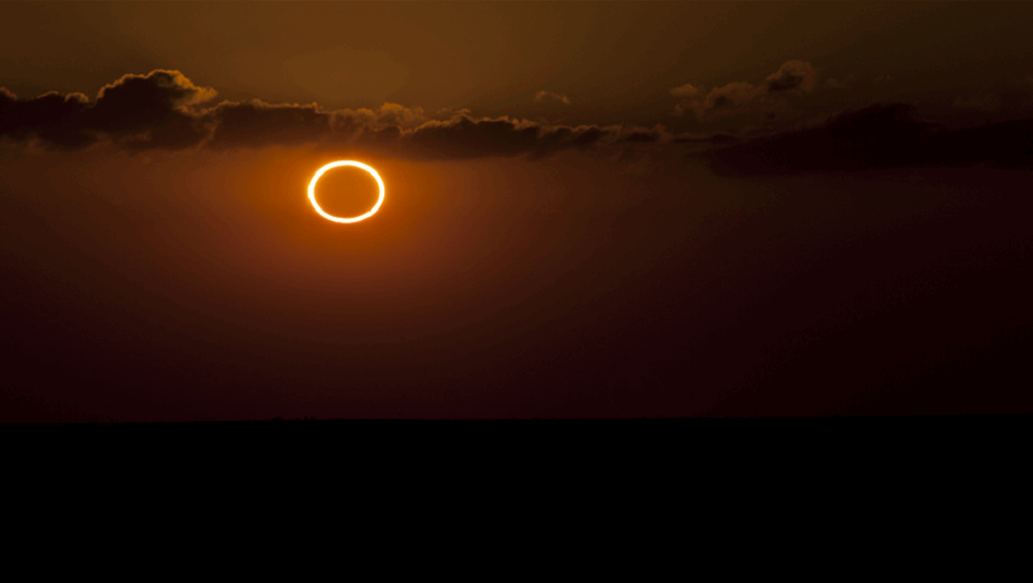 "حلقة النار".. تحذير من النظر للسماء يوم الثلاثاء