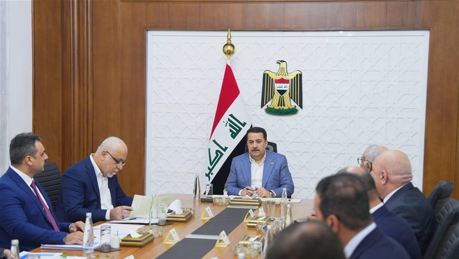 السوداني يصدر توجيها يخص بضائع التجار والمستوردين من الموانئ