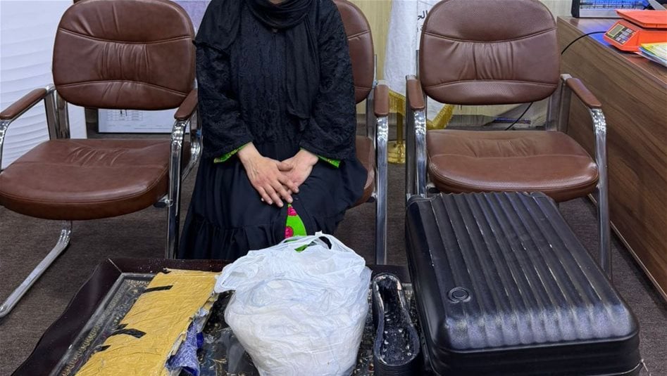 العراق – إحباط محاولة تهريب 3.6 كغ كريستال بحوزة مسافرة في منفذ الشلامجة