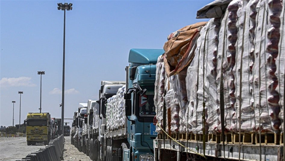 بالفيديو.. انطلاق قوافل الدعم للشعبين الايراني واللبناني من العتبة الحسينية