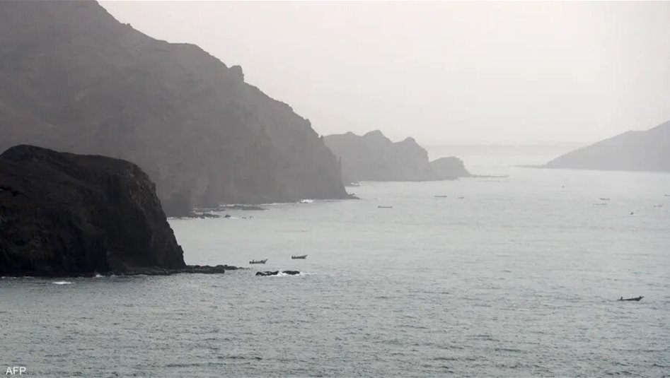 تهديدات بإغلاق باب المندب مع دخول الحوثيين الحرب ترفع مخاطر الشحن والطاقة عالمياً