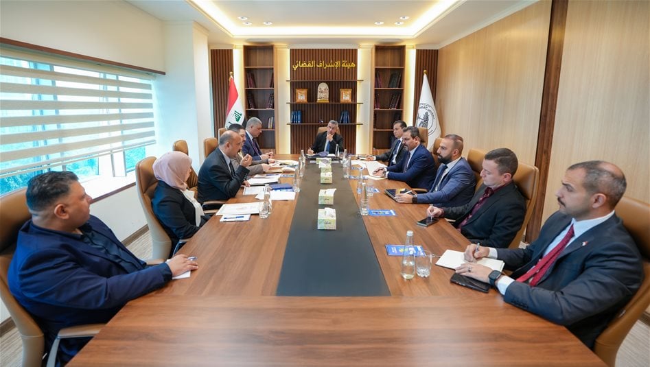 القضاء يجتمع بشان جرائم الابتزاز الالكتروني