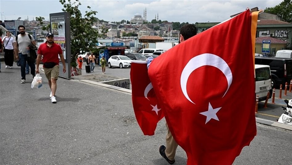 تركيا توقف حركة السفن في مضيق البوسفور