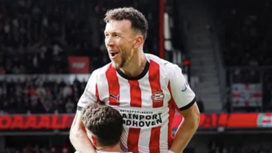 للمرة 27 في تاريخه.. أيندهوفن يتوج بطلاً للدوري الهولندي 