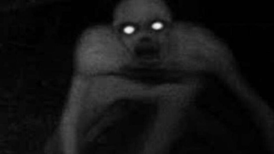 اعتقال رجل "تواصل مع الجن" عبر الهاتف