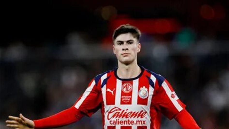 برشلونة يراقب النملة لتعزيز هجومه 