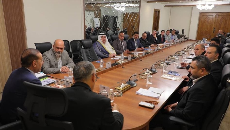 الحمداني ممثلا عن حكومة بغداد في الاجتماع الخاص بتعديل قانون مسودة مجالس المحافظات 