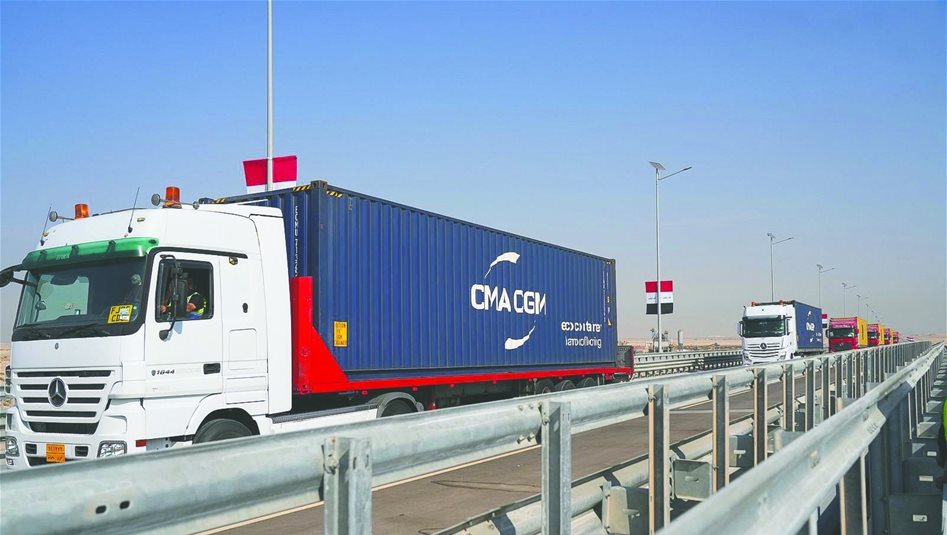 العراق يستعد لانضمام دول إضافية الى الممر البري مع السعودية وتركيا 