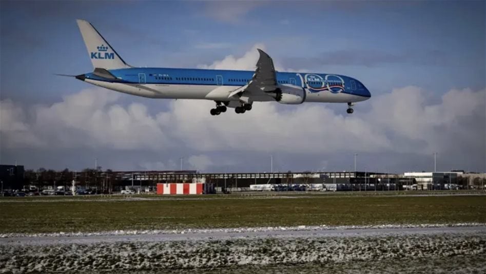 أزمة وقود تضرب الطيران العالمي: إلغاء واسع للرحلات وتهديد لموسم الصيف