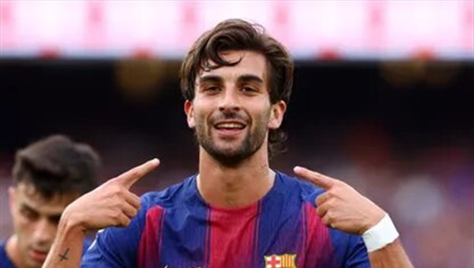 برشلونة يؤجل تجديد عقد فيران توريس رغم تألقه 